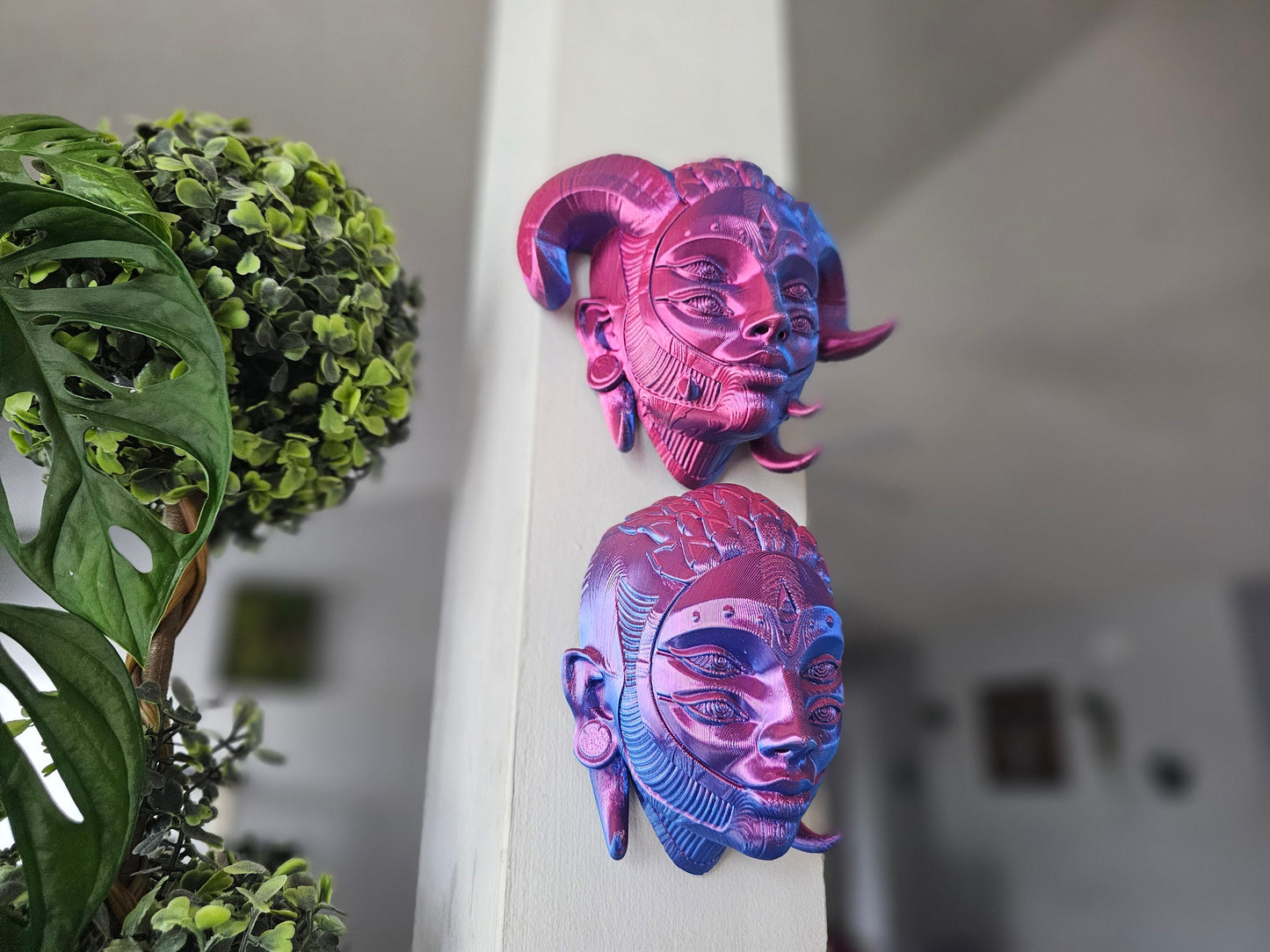Arlequin and Hellequin Face Wall Mount – 3D Printed Harlequin & Hellequin Mask, Gothic Clown Wall Art, Dark Fantasy Décor