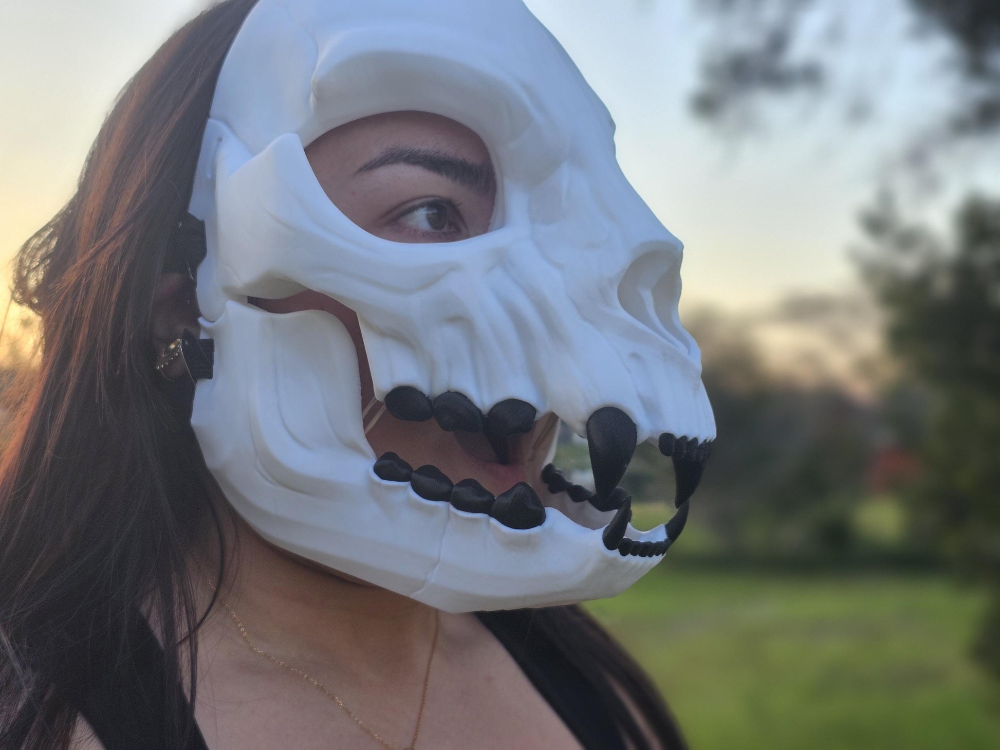Fanged Wendigo Cat Skull Mask Articulating Mouth 3D Printed Cosplay Horror Mask Wearable Face Mask Halloween Mask Gift For Him Scary