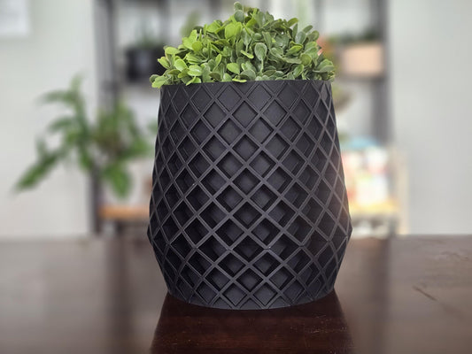 Textured Lattice Indoor Planter With Hidden Drainage