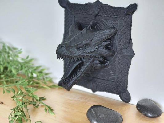 Dragon’s Portal Framed Wall Art – 3D Printed Fantasy Dragon Head in Dimensional Frame, Gothic Wall Sculpture, Unique Mythical Home Decor
