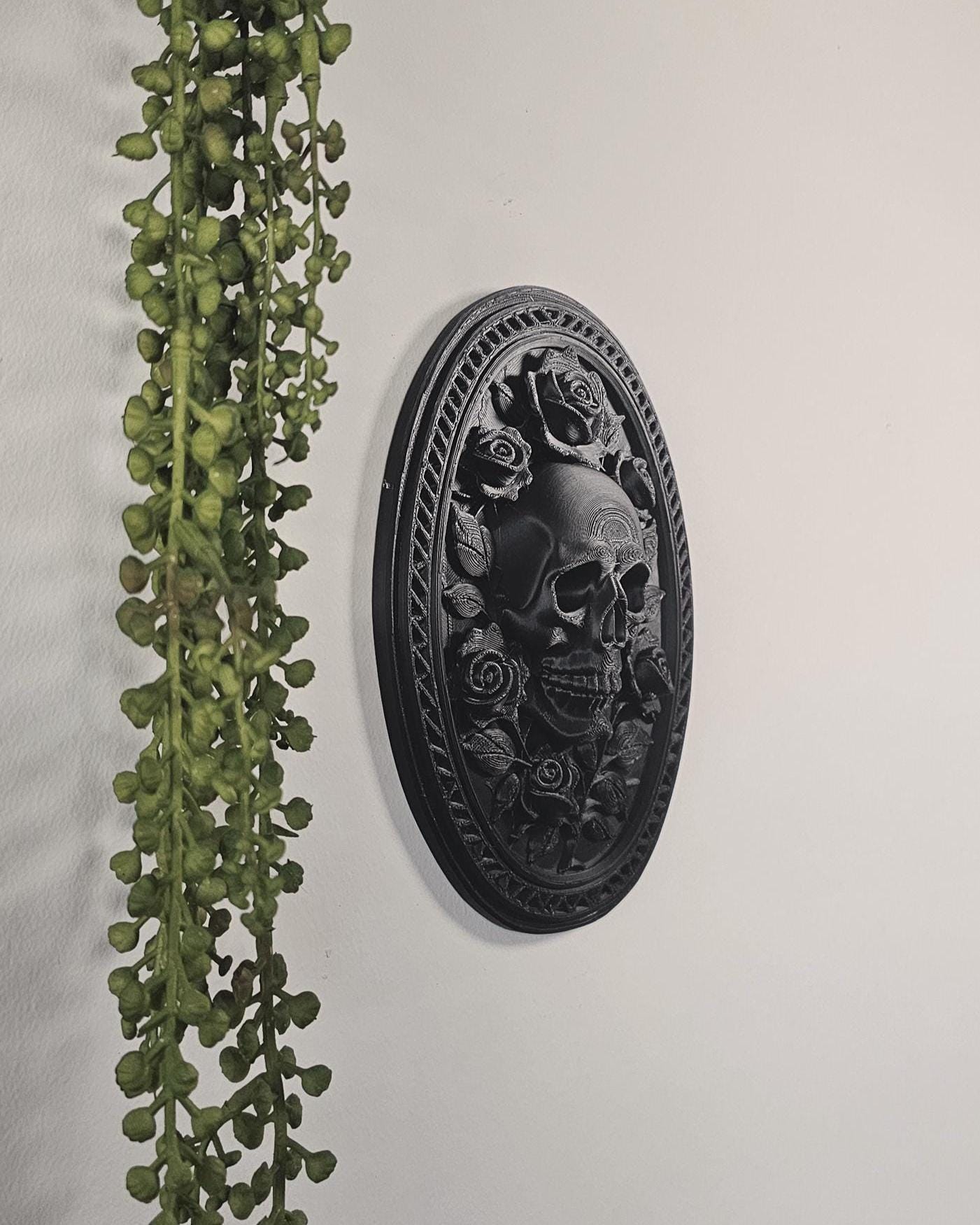 Skull and Roses Wall Plaque  3D Printed Gothic Skull Frame, Victorian Floral Wall Decor, Macabre Black Wall Art, Dark Romantic Gothic Decor