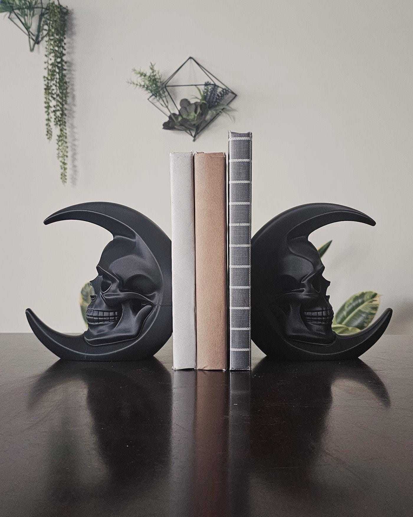 Skull Moon Bookend Set  3D Printed Gothic Bookend,Crescent Moon Skull Decor,Dark Academia Library Decor,Occult Witchy Bookshelf Accent Home