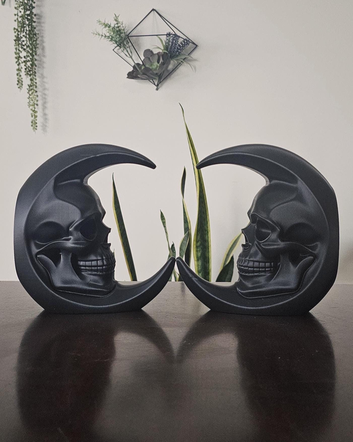 Skull Moon Bookend Set  3D Printed Gothic Bookend,Crescent Moon Skull Decor,Dark Academia Library Decor,Occult Witchy Bookshelf Accent Home