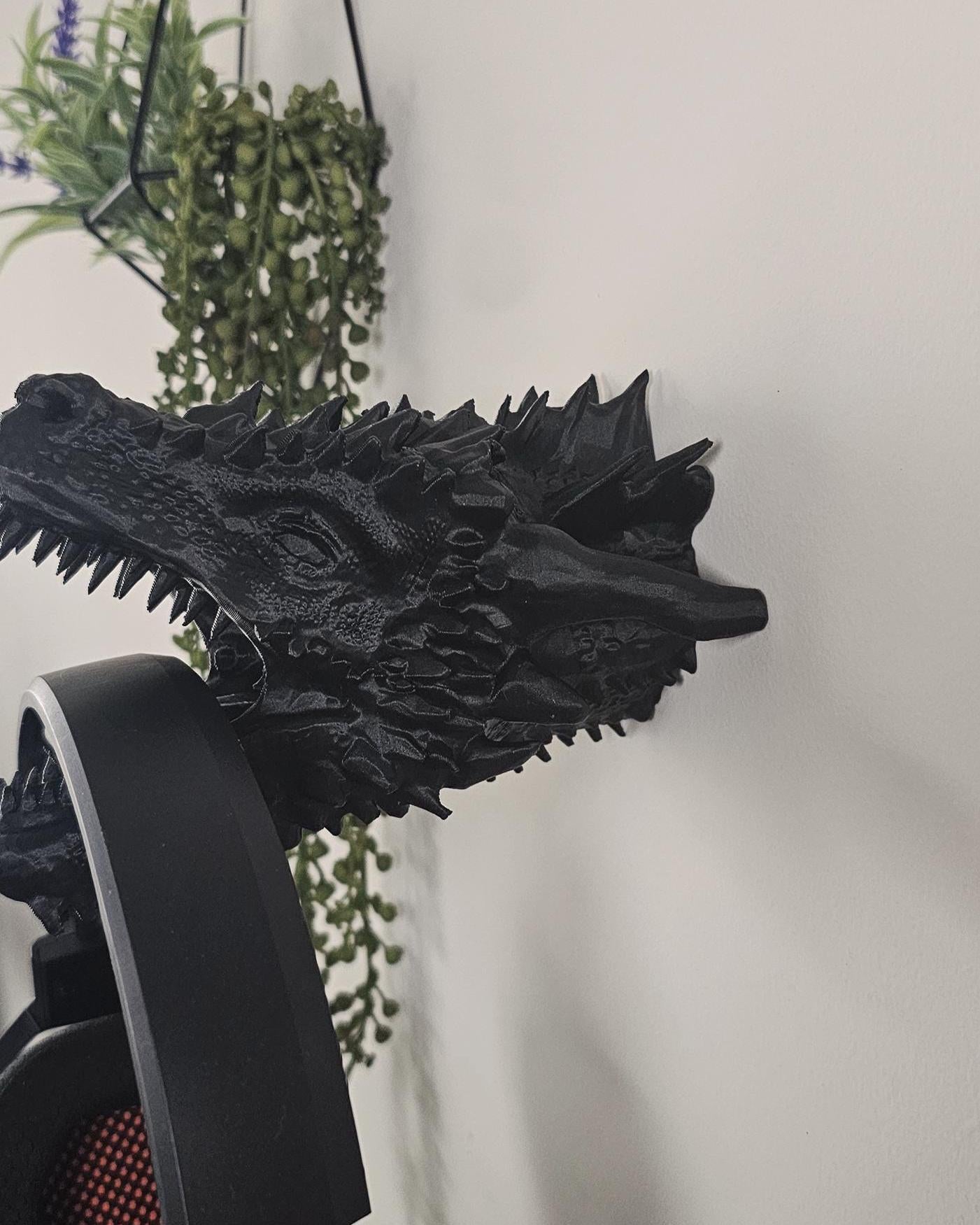Dragon Headphone Stand Wall Mount  3D Printed Dragon Wall Holder for Headsets, Gothic Gaming Desk Decor, Dark Fantasy Gamer Display