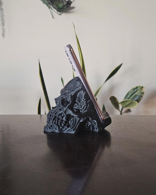 Skull Phone Stand  Gothic Skull Phone Holder, Dark Desk Decor for Smartphones, Horror Skull Display Stand, Witchy Office Accent