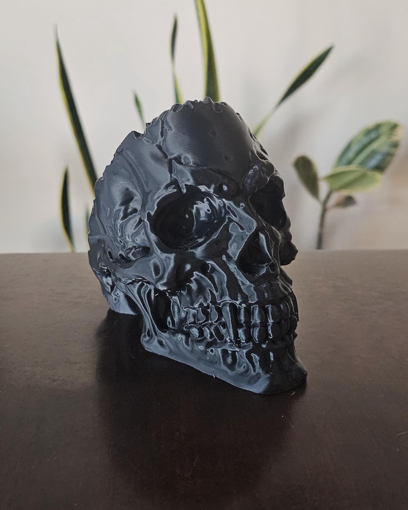 Skull Phone Stand  Gothic Skull Phone Holder, Dark Desk Decor for Smartphones, Horror Skull Display Stand, Witchy Office Accent