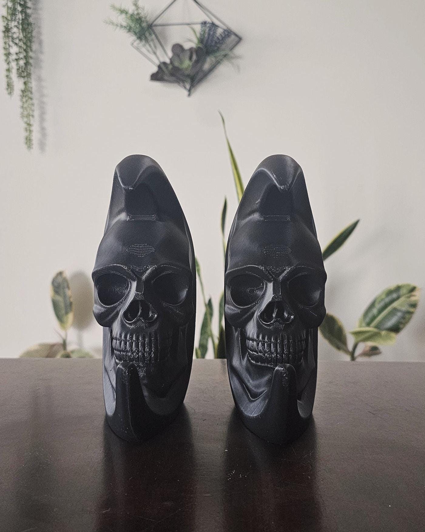 Skull Moon Bookend Set  3D Printed Gothic Bookend,Crescent Moon Skull Decor,Dark Academia Library Decor,Occult Witchy Bookshelf Accent Home