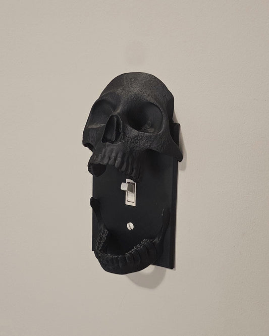 Skull Light Switch Plate Cover  3D Printed Gothic Wall Decor, Creepy Home Accent, Halloween Decor, Dark Academia Style