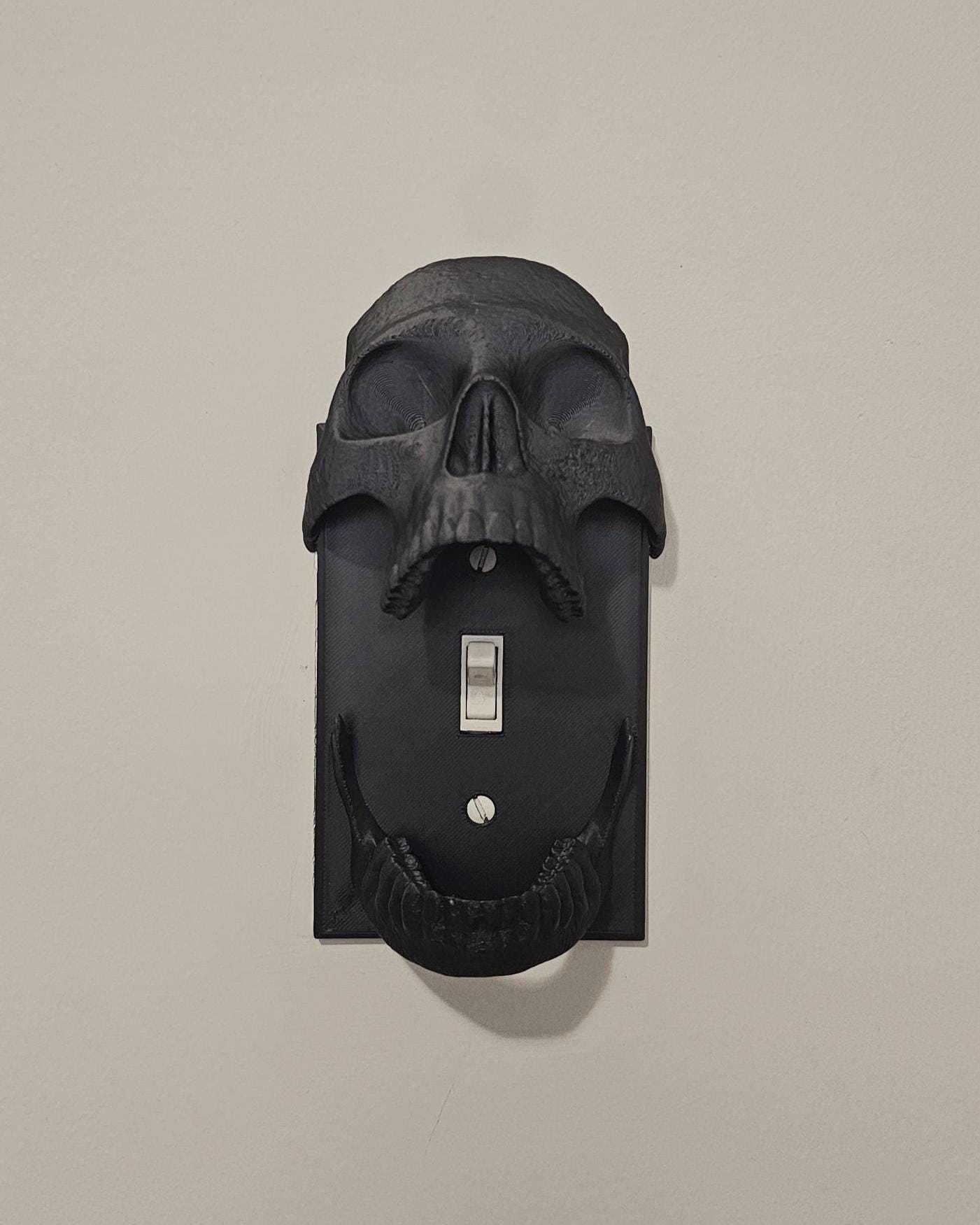 Skull Light Switch Plate Cover  3D Printed Gothic Wall Decor, Creepy Home Accent, Halloween Decor, Dark Academia Style
