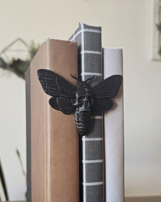 Deaths Head Moth Bookend  3D Printed Skull Moth Shelf Decor, Gothic Book Nook Accent, Dark Academia Library Gift