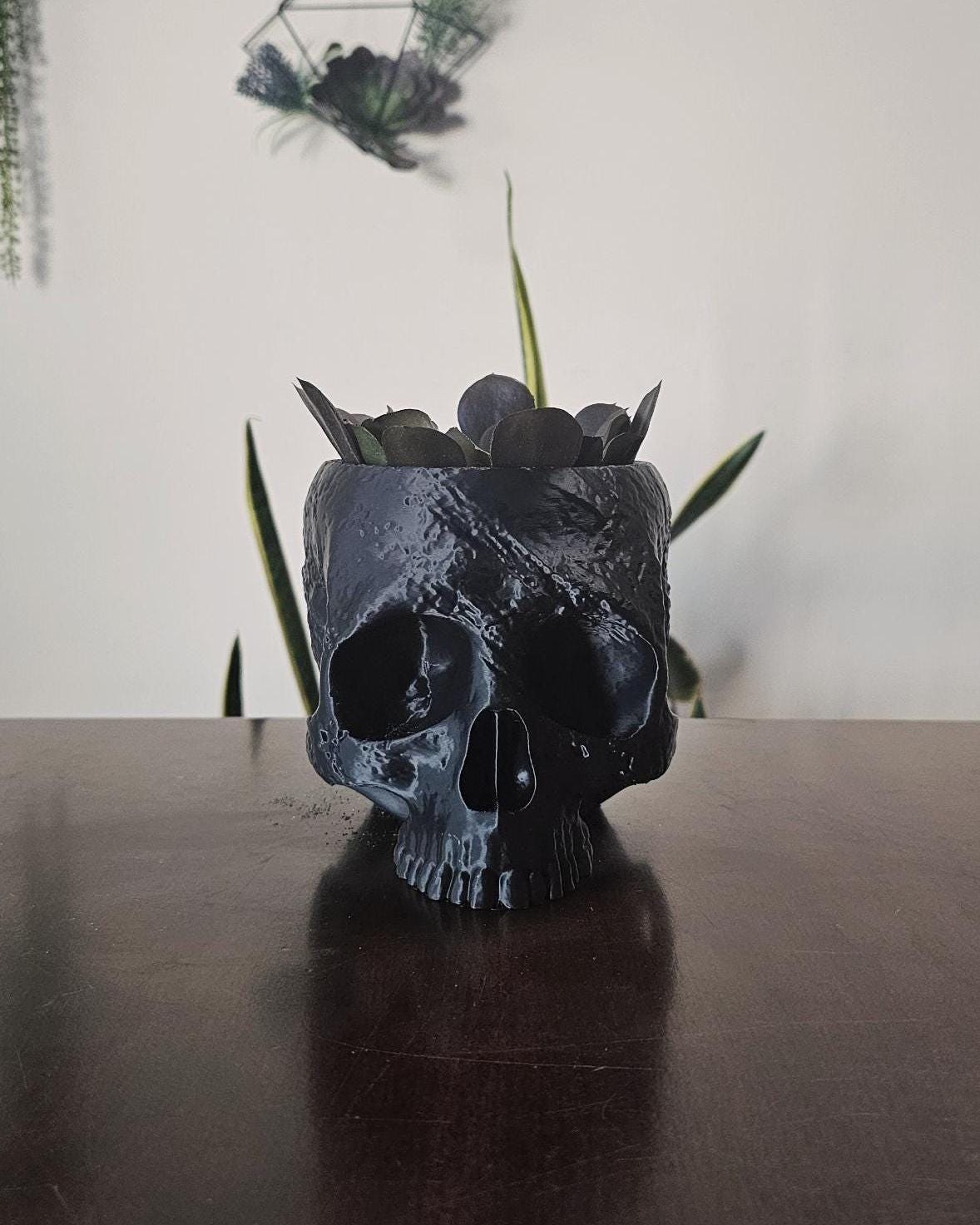 Human Skull Planter Pot  3D Printed Gothic Skull Flower Pot with Drainage, Spooky Desk Planter for Succulents, Halloween Home Decor Gift